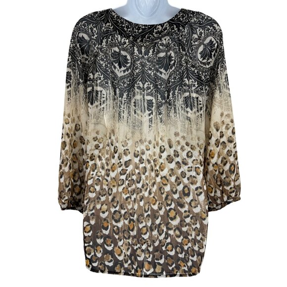 Chico's 3/4 Sleeve Round Neck with Pintuck Button Detail Semi Sheer Blouse Sz M - Picture 5 of 8